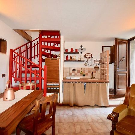 Вілла Luciano E Norma House Il Rustico Gerfalco Екстер'єр фото